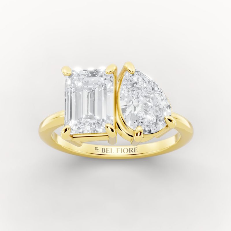 Emerald & Pear Toi et Moi Engagement Ring in yellow gold, front view