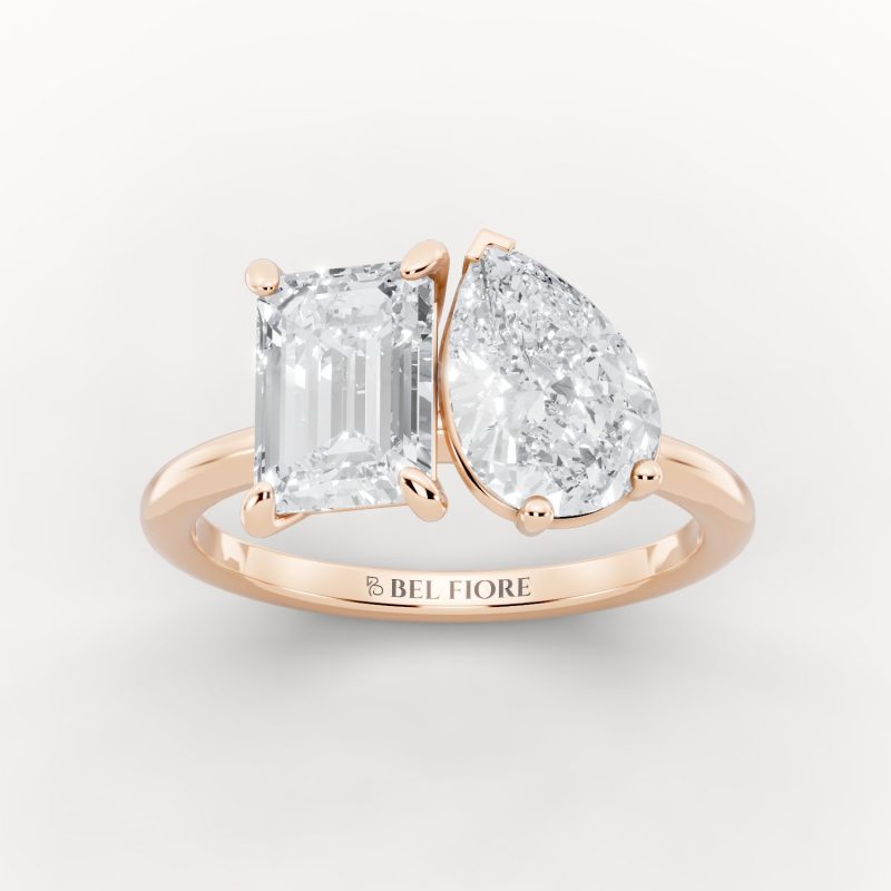 Elegant Toi et Moi Engagement Ring in rose gold, front view