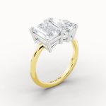 Emerald & Pear Toi et Moi Engagement Ring top view