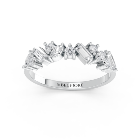 scattered-baguette-round-diamond-wedding-ring